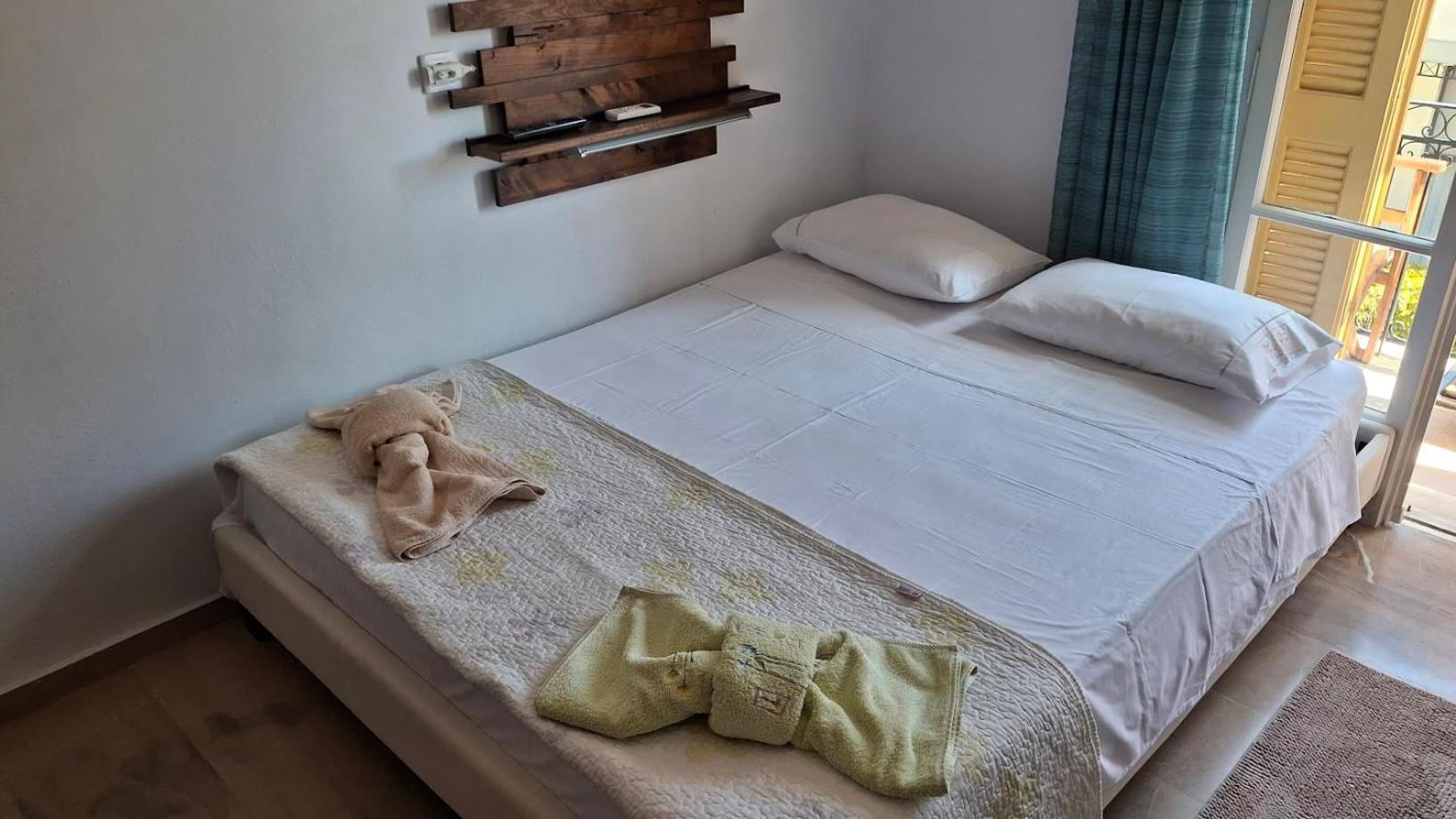 Nafpaktos Apartment And Studios In Port Room photo