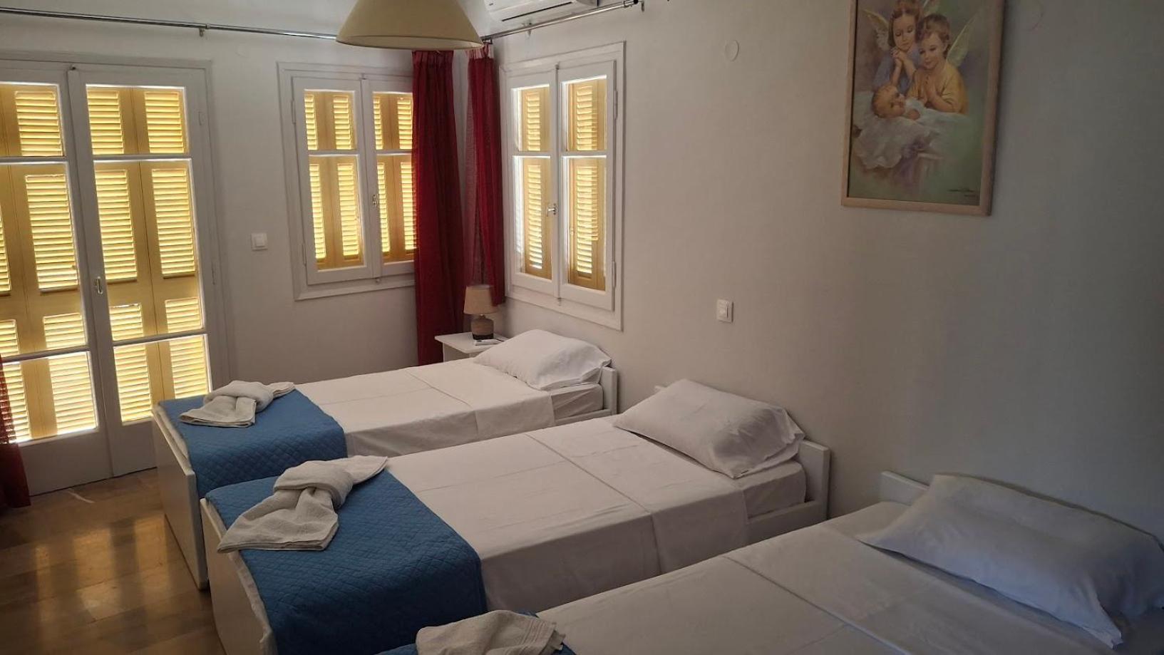 Nafpaktos Apartment And Studios In Port Exterior photo
